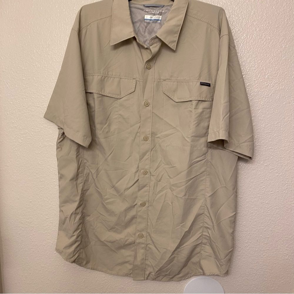 Columbia omni shade Short Sleeve 100% nylon hiking fishing outdoorsman shirt L